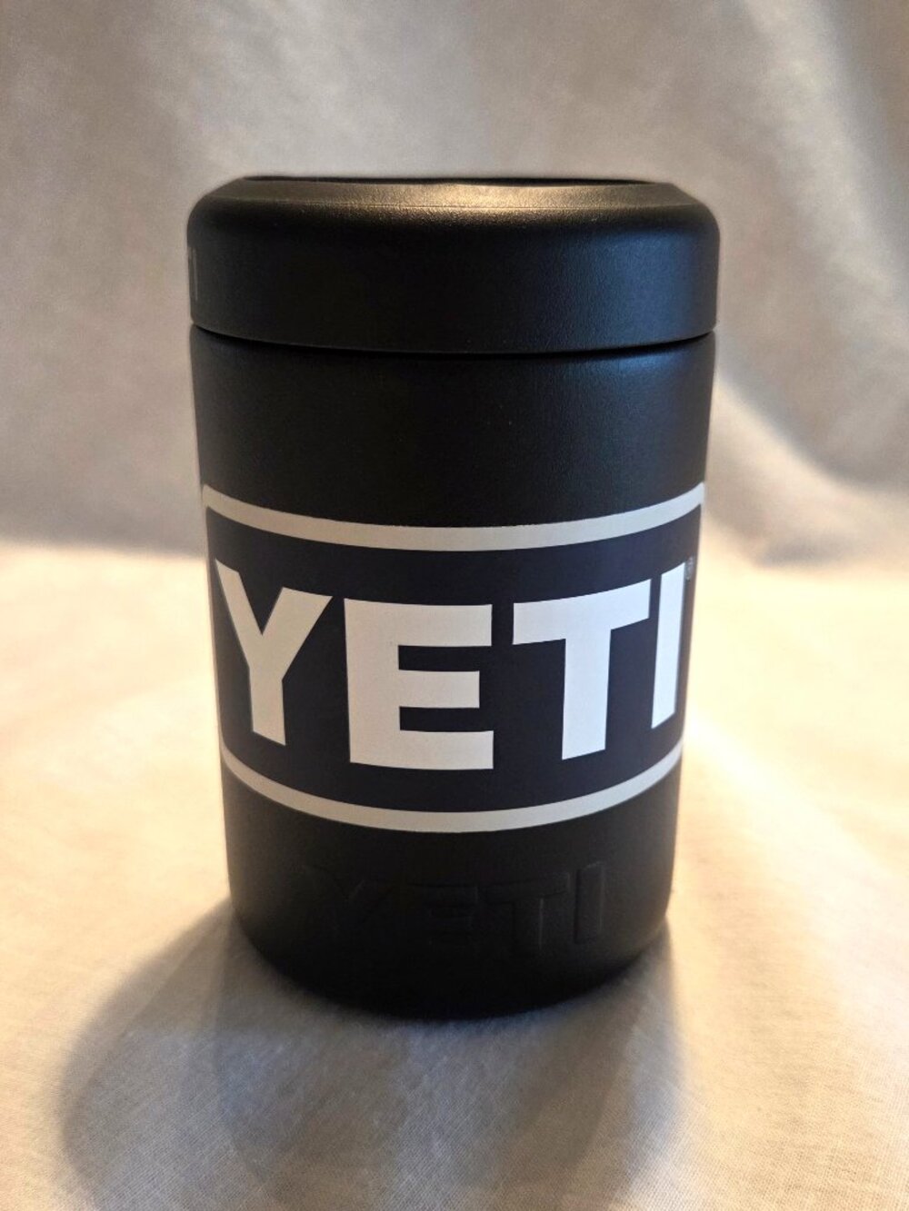 YETI Black 12 oz Colster Can Insulator Cooler Can Coozie